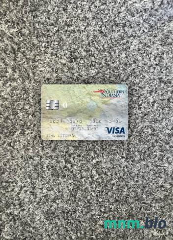 USA University of Southern Indiana bank visa classic card wygląd fotograficzny skan PSD + zdjęcie